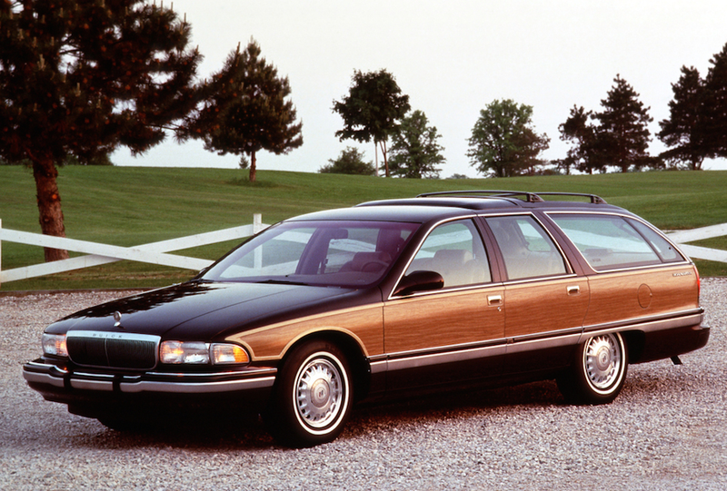 Illustration for article titled The 1991 Buick Roadmaster Reeks Of New England Charm
